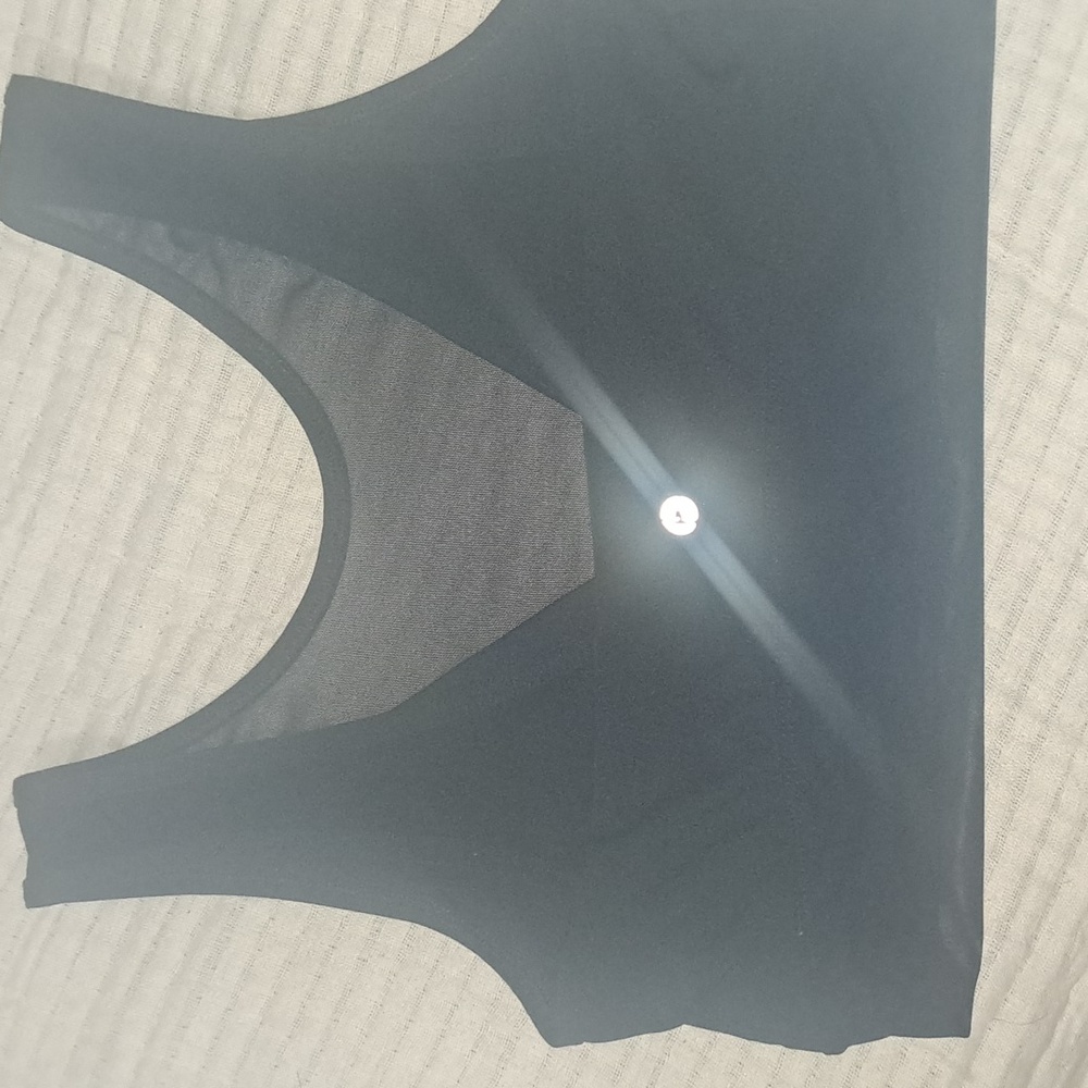 90 DEGREE BY REFLEX SPORTS Black Sports Bra With Mesh Pannels Sz M - Picture 2 of 3